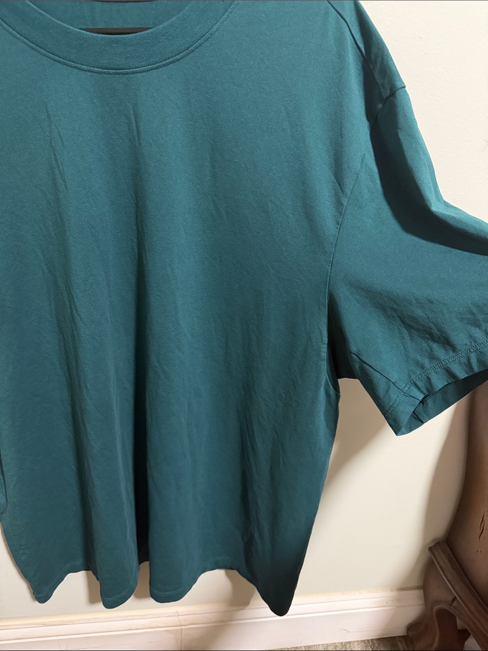 Men’s Lululemon Tee Size XL - Picture 3 of 8